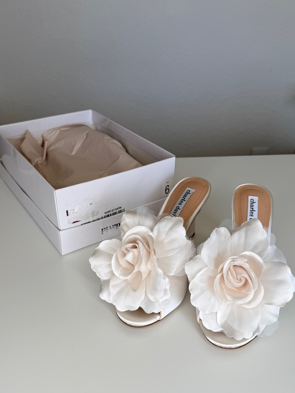 Charles David Cream Floral Slide Mules